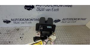 Usagé Mécanique de verrouillage hayon Seat Arona (KJX) 1.0 TSI 12V Prix € 36,30 Prix TTC proposé par Autodemontage J&W van Esch