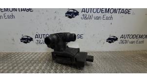 Used Electric heater valve Mercedes Vito (447.6) 2.0 116 CDI 16V Price € 90,75 Inclusive VAT offered by Autodemontage J&W van Esch