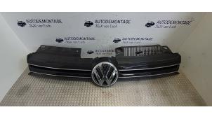 Used Grille Volkswagen Golf VI (5K1) 1.4 TSI 122 16V Price € 30,25 Inclusive VAT offered by Autodemontage J&W van Esch