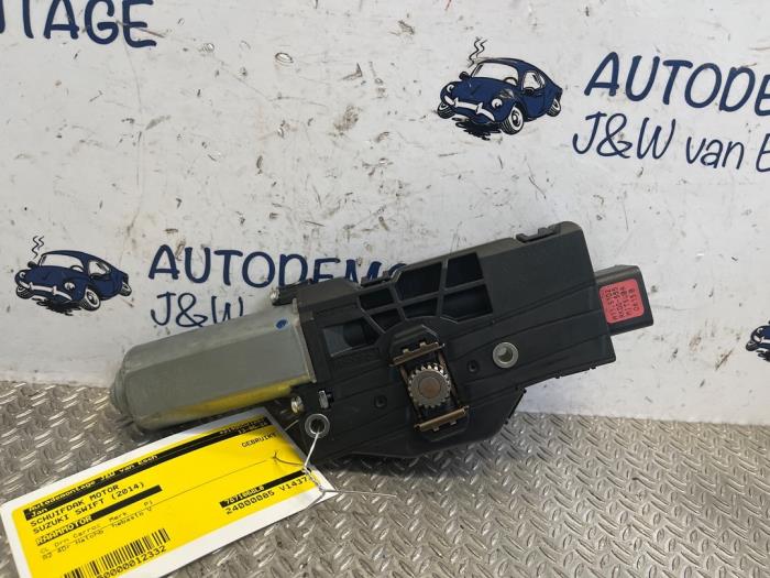 Używane Silnik szyberdachu Suzuki Swift (ZA/ZC/ZD) 1.2 16_ Cena € 121,00 Z VAT oferowane przez Autodemontage J&W van Esch