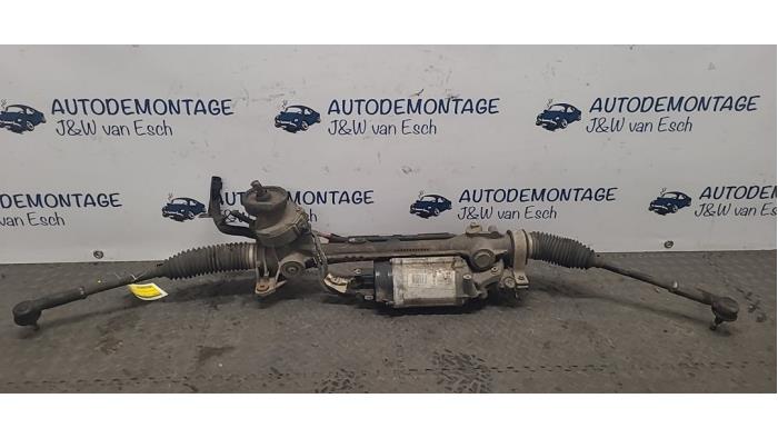 Begagnade Styrbox Volkswagen Caddy III (2KA,2KH,2CA,2CH) 2.0 SDI Pris € 121,00 Inklusive moms erbjuds av Autodemontage J&W van Esch