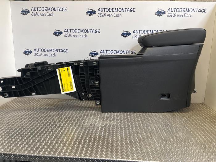 Begagnade Armstöd Opel Mokka 1.2 Turbo 12V Pris € 121,00 Inklusive moms erbjuds av Autodemontage J&W van Esch