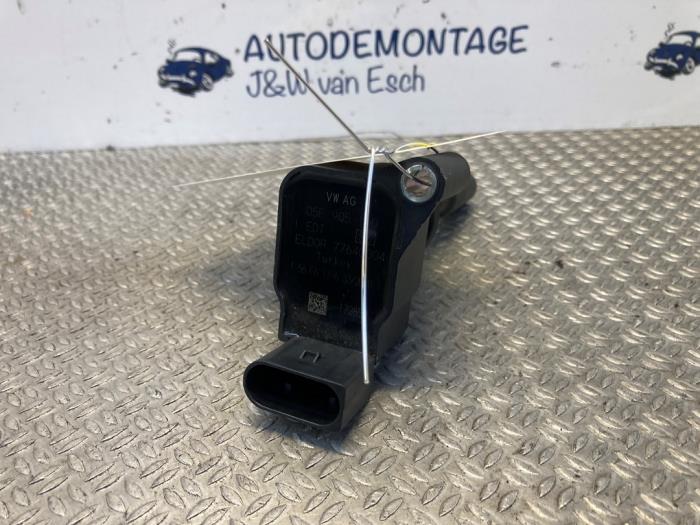 Usagé Bobine Volkswagen Golf VIII (CD1) 1.5 TSI BlueMotion 16V Prix € 15,13 Prix TTC proposé par Autodemontage J&W van Esch