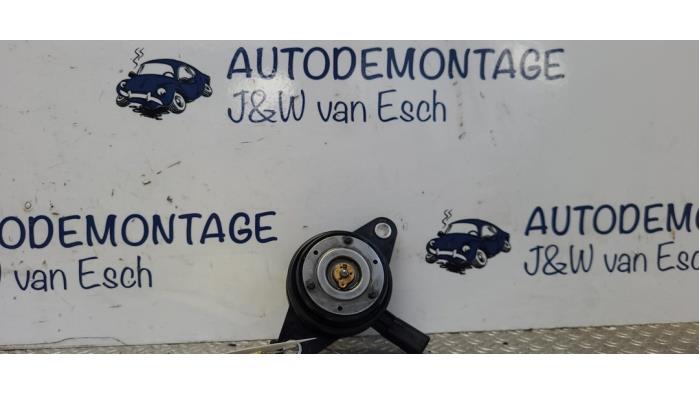 Gebrauchte Nockenwelle Verstellung Volkswagen Golf VIII (CD1) 1.5 TSI BlueMotion 16V Preis € 30,25 Mit Mehrwertsteuer angeboten von Autodemontage J&W van Esch