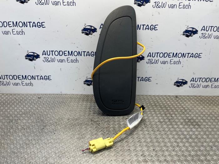 Begagnade Sätesairbag (säte) Mitsubishi Space Star (A0) 1.2 12V Pris € 72,60 Inklusive moms erbjuds av Autodemontage J&W van Esch