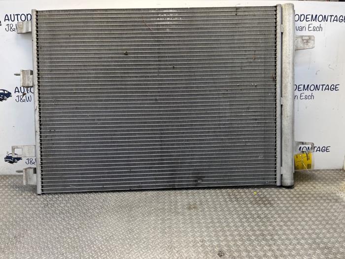 Begagnade AC-radiator Mercedes CLA Shooting Brake (118.6) 1.3 CLA-250 e Turbo 16V Pris € 211,75 Inklusive moms erbjuds av Autodemontage J&W van Esch