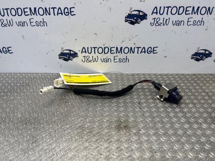 Begagnade Backkamera Mercedes CLA Shooting Brake (118.6) 1.3 CLA-250 e Turbo 16V Pris € 181,50 Inklusive moms erbjuds av Autodemontage J&W van Esch