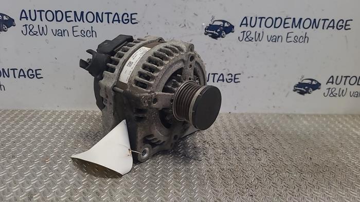Begagnade Dynamo Ford Fiesta 6 (JA8) 1.0 EcoBoost 12V 100 Pris € 33,28 Inklusive moms erbjuds av Autodemontage J&W van Esch