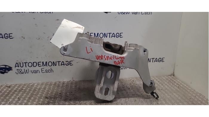 Used Engine mount Opel Corsa F (UB/UH/UP) 1.2 Turbo 12V 100 Price € 30,25 Inclusive VAT offered by Autodemontage J&W van Esch