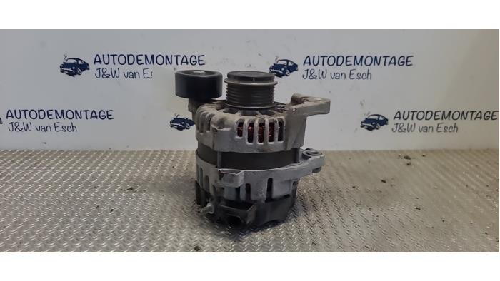 Usagé Dynamo Kia Stonic (YB) 1.0i T-GDi 12V Prix € 90,75 Prix TTC proposé par Autodemontage J&W van Esch