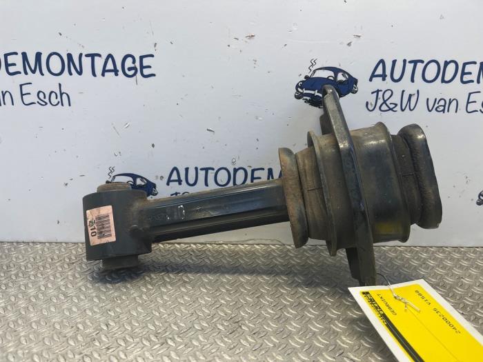 Used Engine mount Kia Stonic (YB) 1.0i T-GDi 12V Price € 54,45 Inclusive VAT offered by Autodemontage J&W van Esch
