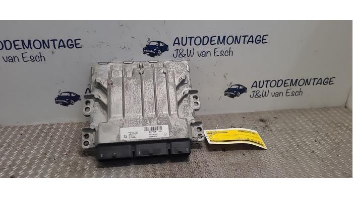 Used Engine management computer Renault Captur I (2R) 1.2 TCE 16V EDC Price € 181,50 Inclusive VAT offered by Autodemontage J&W van Esch