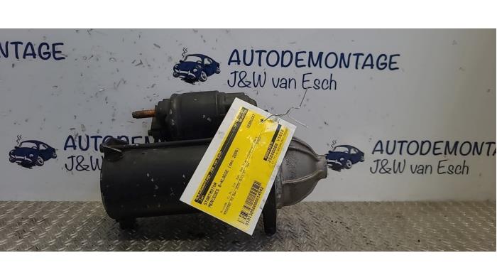 Used Starter Mercedes B (W245) 2.0 B-200 16V Turbo Price € 60,50 Inclusive VAT offered by Autodemontage J&W van Esch