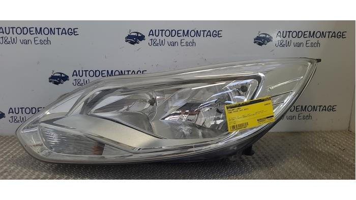 Gebrauchte Scheinwerfer links Ford Focus 3 Wagon 1.0 Ti-VCT EcoBoost 12V 100 Preis € 181,50 Mit Mehrwertsteuer angeboten von Autodemontage J&W van Esch