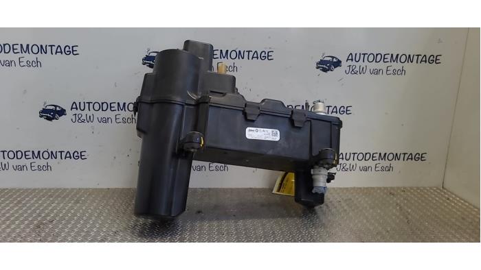 Usagé Condenseur de climatisation Peugeot 208 II (UB/UH/UP) e-208 50 kWh Prix € 96,80 Prix TTC proposé par Autodemontage J&W van Esch