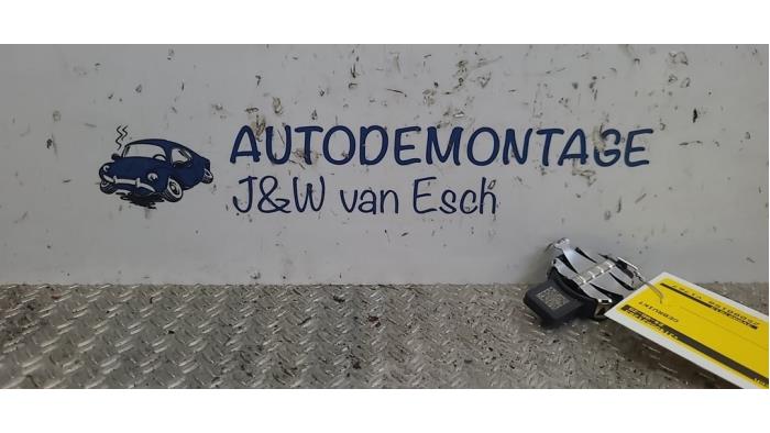 Begagnade Regnsensor Volkswagen Taigo 1.0 TSI 115 12V Pris € 60,50 Inklusive moms erbjuds av Autodemontage J&W van Esch