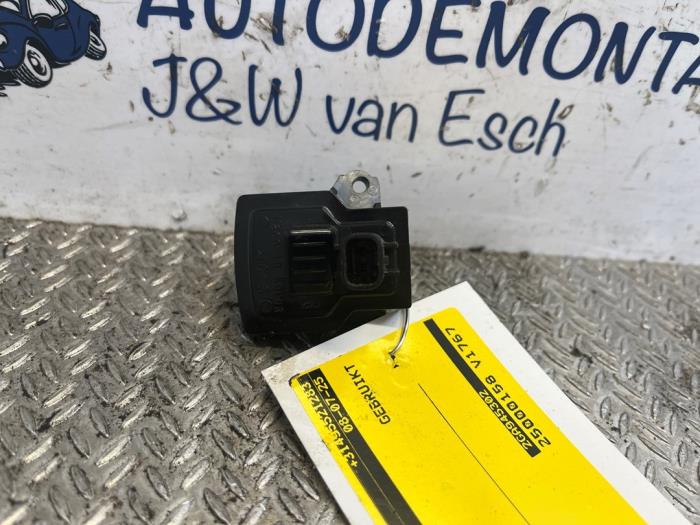 Begagnade Innerbelysning Volkswagen Taigo 1.0 TSI 115 12V Pris € 36,30 Inklusive moms erbjuds av Autodemontage J&W van Esch