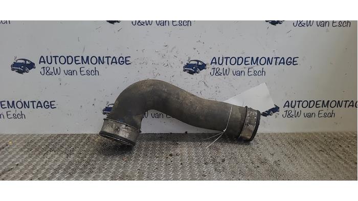 Gebrauchte Intercooler Schlauch Seat Leon (5FB) 1.0 TSI 12V Preis € 30,25 Mit Mehrwertsteuer angeboten von Autodemontage J&W van Esch