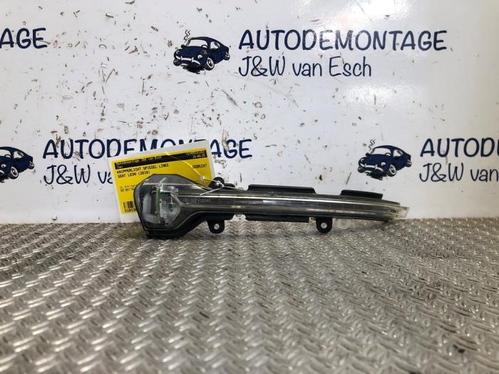 Używane Kierunkowskaz lusterka lewego Seat Leon (5FB) 1.0 TSI 12V Cena € 24,20 Z VAT oferowane przez Autodemontage J&W van Esch