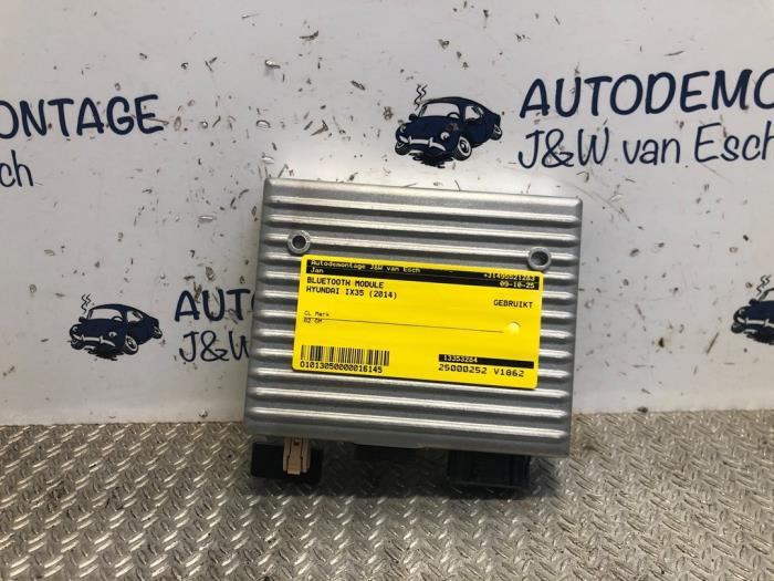 Używane Modul Bluetooth Hyundai iX35 (LM) 2.0 CRDi 16V Cena € 60,50 Z VAT oferowane przez Autodemontage J&W van Esch