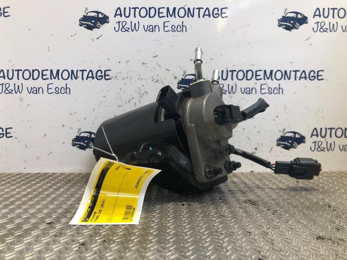 Gebrauchte Förderpumpe Hyundai iX35 (LM) 2.0 CRDi 16V Preis € 121,00 Mit Mehrwertsteuer angeboten von Autodemontage J&W van Esch
