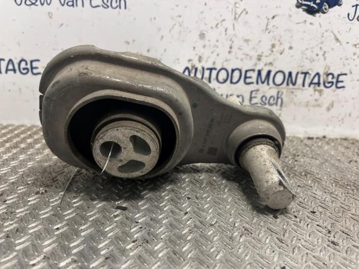 Used Engine mount Mercedes A (177.0) 1.3 A-160 Turbo 16V Price € 60,50 Inclusive VAT offered by Autodemontage J&W van Esch