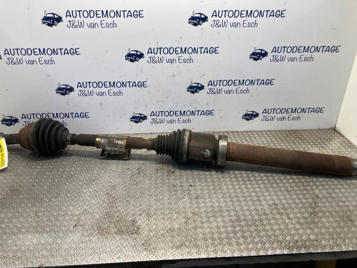 Gebrauchte Antriebswelle rechts vorne Ford Tourneo Courier (JU2) 1.0 Ti-VCT EcoBoost 12V Preis € 102,85 Mit Mehrwertsteuer angeboten von Autodemontage J&W van Esch