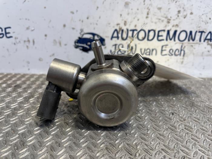 Begagnade Högtryckspump Mercedes B (W246/W242) 1.6 B-180 BlueEFFICIENCY Turbo 16V Pris € 90,75 Inklusive moms erbjuds av Autodemontage J&W van Esch