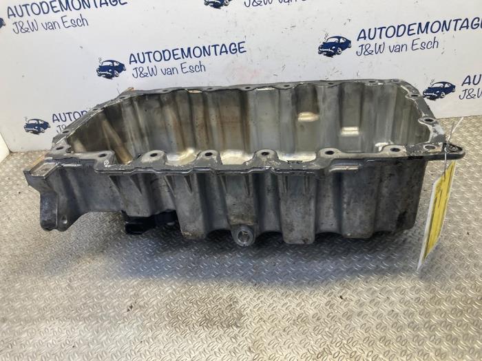 Usagé Couvercle carter Volkswagen Polo VI (AW1) 1.6 TDI 16V 95 Prix € 60,50 Prix TTC proposé par Autodemontage J&W van Esch