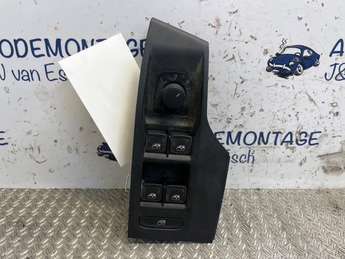 Usados Interruptor combinado de ventanillas Seat Arona (KJX) 1.0 TGI 12V Precio € 18,15 IVA incluido ofrecido por Autodemontage J&W van Esch