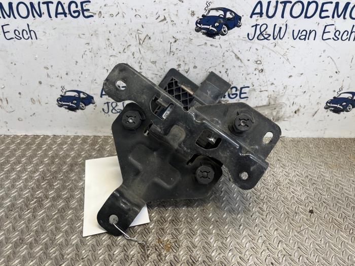 Begagnade Radarsensor Dacia Spring Pris € 151,25 Inklusive moms erbjuds av Autodemontage J&W van Esch