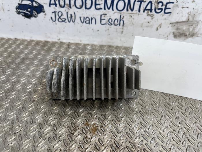 Używane Modułowy reflektor LED Dacia Spring Cena € 60,50 Z VAT oferowane przez Autodemontage J&W van Esch