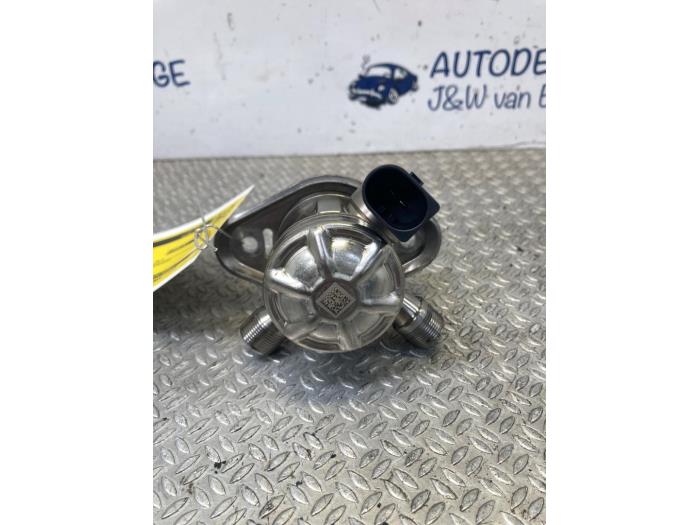 Begagnade Högtryckspump Mercedes A (177.0) 1.3 A-160 Turbo 16V Pris € 242,00 Inklusive moms erbjuds av Autodemontage J&W van Esch