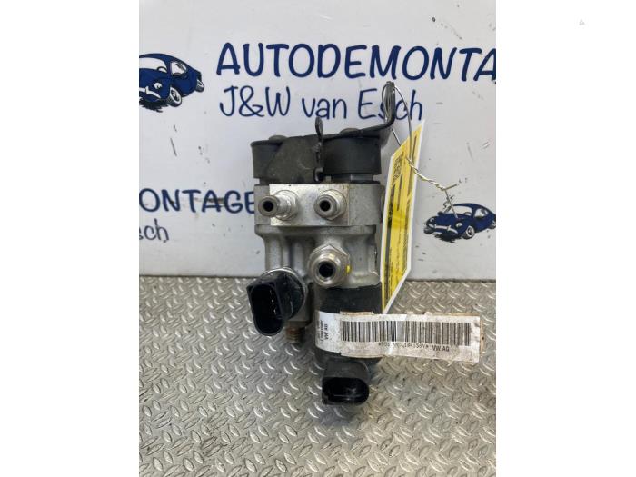 Begagnade Bränsletrycksregulator Seat Arona (KJX) 1.0 TGI 12V Pris € 363,00 Inklusive moms erbjuds av Autodemontage J&W van Esch