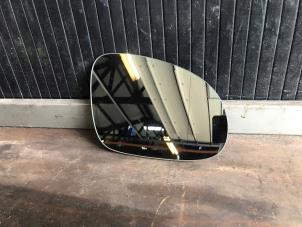 Used Mirror glass, right Volkswagen Eos (1F7/F8) 3.2 V6 24V Price € 50,00 Margin scheme offered by Autodemontage Gout