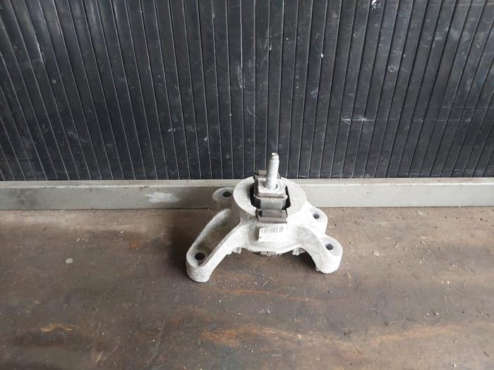 Gebrauchte Getriebe Halterung Mini Mini (R56) 1.6 16V Cooper Preis € 25,00 Margenregelung angeboten von Autodemontage Gout