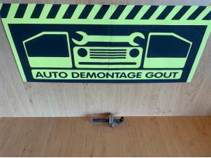 Used Rear door stop 4-door, left Peugeot 108 1.0 12V Price € 5,00 Margin scheme offered by Autodemontage Gout