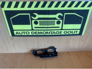 Used Front bumper bracket, left Toyota Aygo (B40) 1.0 12V VVT-i Price € 9,95 Margin scheme offered by Autodemontage Gout