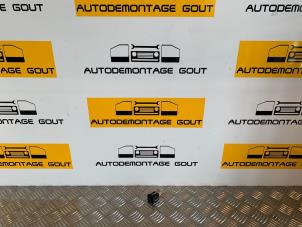 Usagé Commutateur PDC Volkswagen Golf VI (5K1) 2.0 GTI 16V Edition 35 Prix € 9,95 Règlement à la marge proposé par Autodemontage Gout