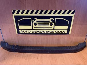 Used Bumperstuffing front Peugeot 107 1.0 12V Price € 14,99 Margin scheme offered by Autodemontage Gout