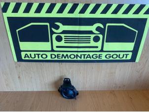 Usagé Plaque de protection feu antibrouillard droit Toyota Aygo (B40) 1.0 12V VVT-i Prix € 4,99 Règlement à la marge proposé par Autodemontage Gout