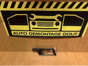 Used Dashboard decoration strip Mercedes E (W212) E-200 CDI 16V BlueEfficiency,BlueTEC Price € 19,99 Margin scheme offered by Autodemontage Gout