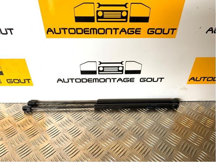 Set of tailgate gas struts from a Volkswagen Eos (1F7/F8) 2.0 TFSI 16V 2007