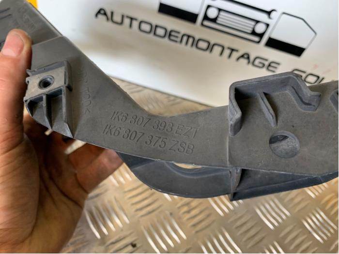 Rear bumper bracket, left from a Volkswagen Golf V (1K1) 2.0 GTI 16V FSI Turbo 2007