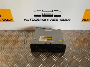 Usagé Changeur de CD Audi A4 Cabrio (B7) 2.0 TFSI 20V Prix € 59,99 Règlement à la marge proposé par Autodemontage Gout