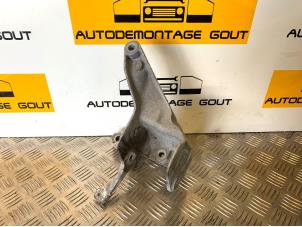 Used Gearbox mount Austin Mini Open (R52) 1.6 16V Cooper Price € 24,99 Margin scheme offered by Autodemontage Gout