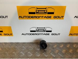 Usagé Commutateur lumière Volkswagen Golf V (1K1) 1.4 16V Prix € 19,99 Règlement à la marge proposé par Autodemontage Gout