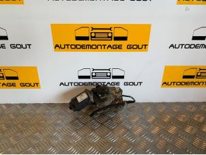 Używane Silnik wycieraczek przednich Opel Agila (A) 1.0 12V Cena € 19,95 Procedura marży oferowane przez Autodemontage Gout