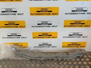 Nowe Plyta zamka przedniego Suzuki Swift (ZC/ZD) 1.0 Booster Jet Turbo 12V Cena € 89,54 Z VAT oferowane przez Autodemontage Gout