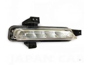 New Daytime running light, right Suzuki Swift (ZC/ZD) 1.0 Booster Jet Turbo 12V Price € 396,88 Inclusive VAT offered by Autodemontage Gout